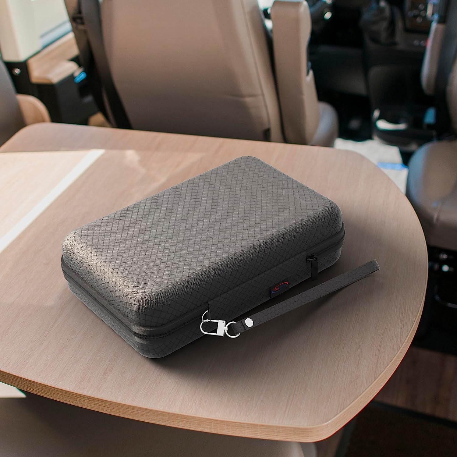 Black Hard Carry Case for Tomtom Go Superior 6’’ Classic 2Nd Gen Lite 6’’ Advanced Premium Basic Essential 6 Inch Discover 6’’ Go Camper Tour GO 6200 6250 Go Professional Tom Tom Sat Nav