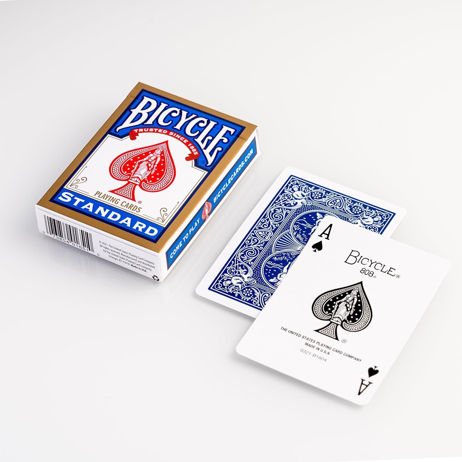 ® Gold Standard Playing Cards - 1 Deck of Cards, (Colour Will Vary Red or Blue), Air Cushion Finish, Iconic International Rider Back Design, Standard Index