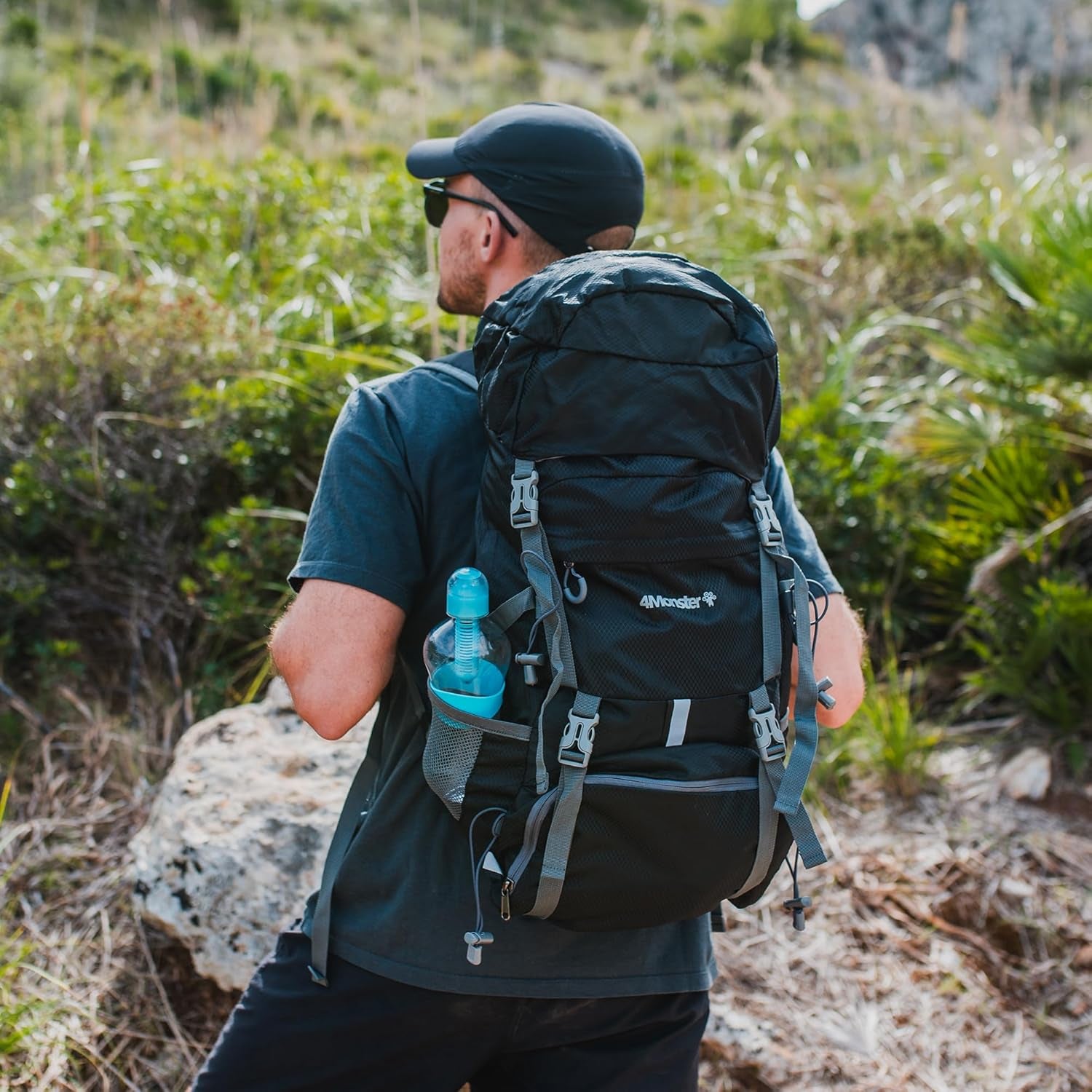 Portable Hiking Backpack,Lightweight Packable Hiking Daypack,Water Resistant Carry on Backpack for Travel Camping Outdoor (32L, Black)