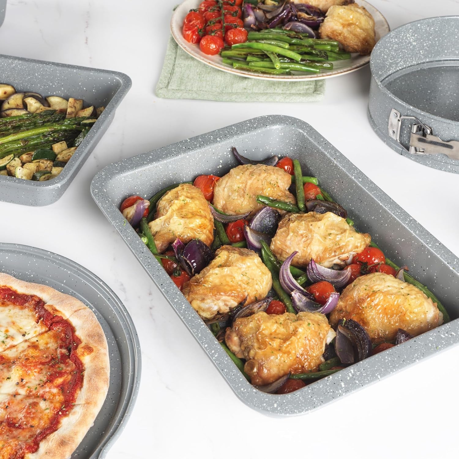 BW02774G Marblestone Roasting Tin – 36Cm Non-Stick Roaster, Lightweight Carbon Steel, Easy Wipe Clean, High Side Rectangular Roasting Tray, Oven Safe to 220°C, PFOA Free, Deep Baking Pan