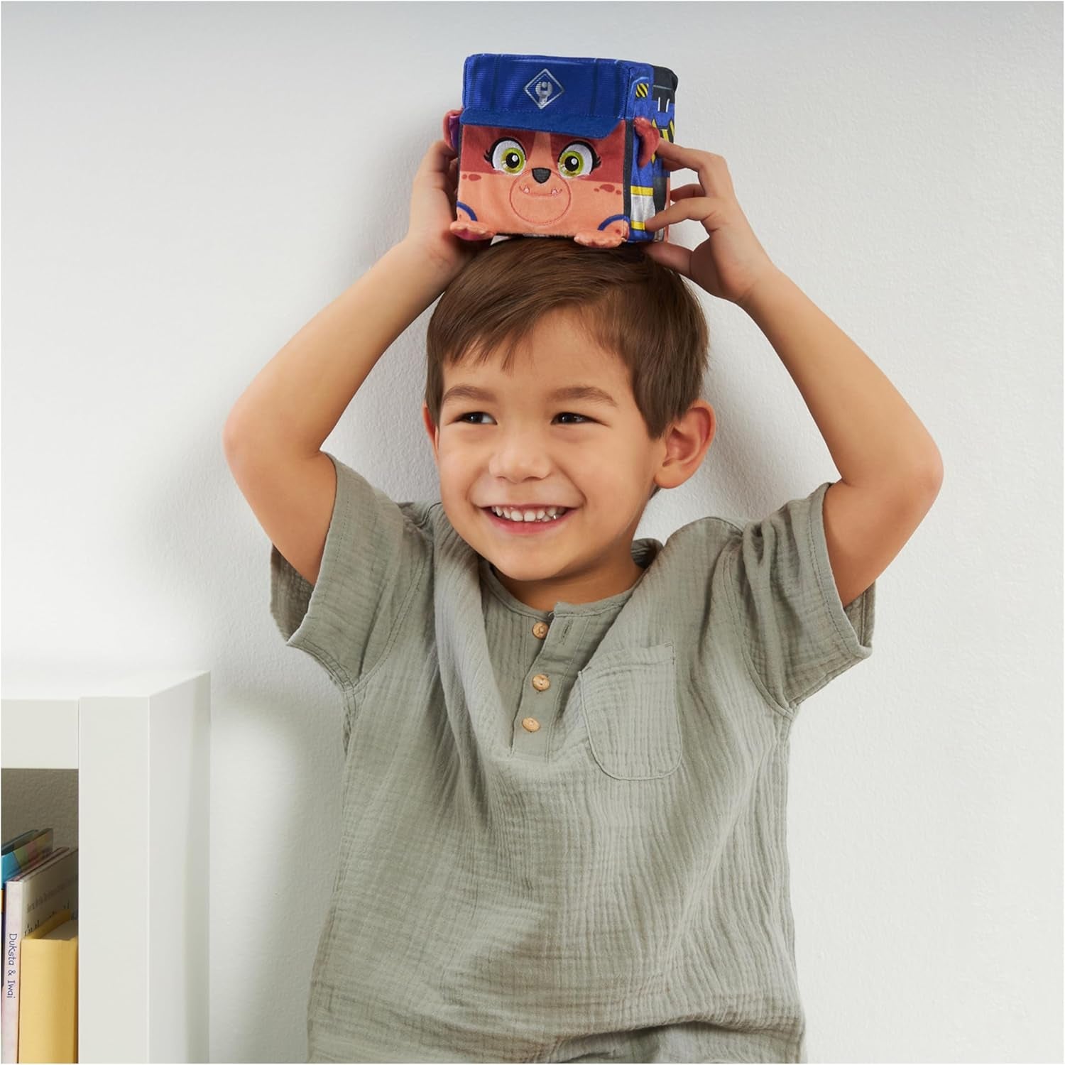 Stuffed Animals, Mix, 4-Inch Cube-Shaped Plush Toy for Kids Ages 3 and Up