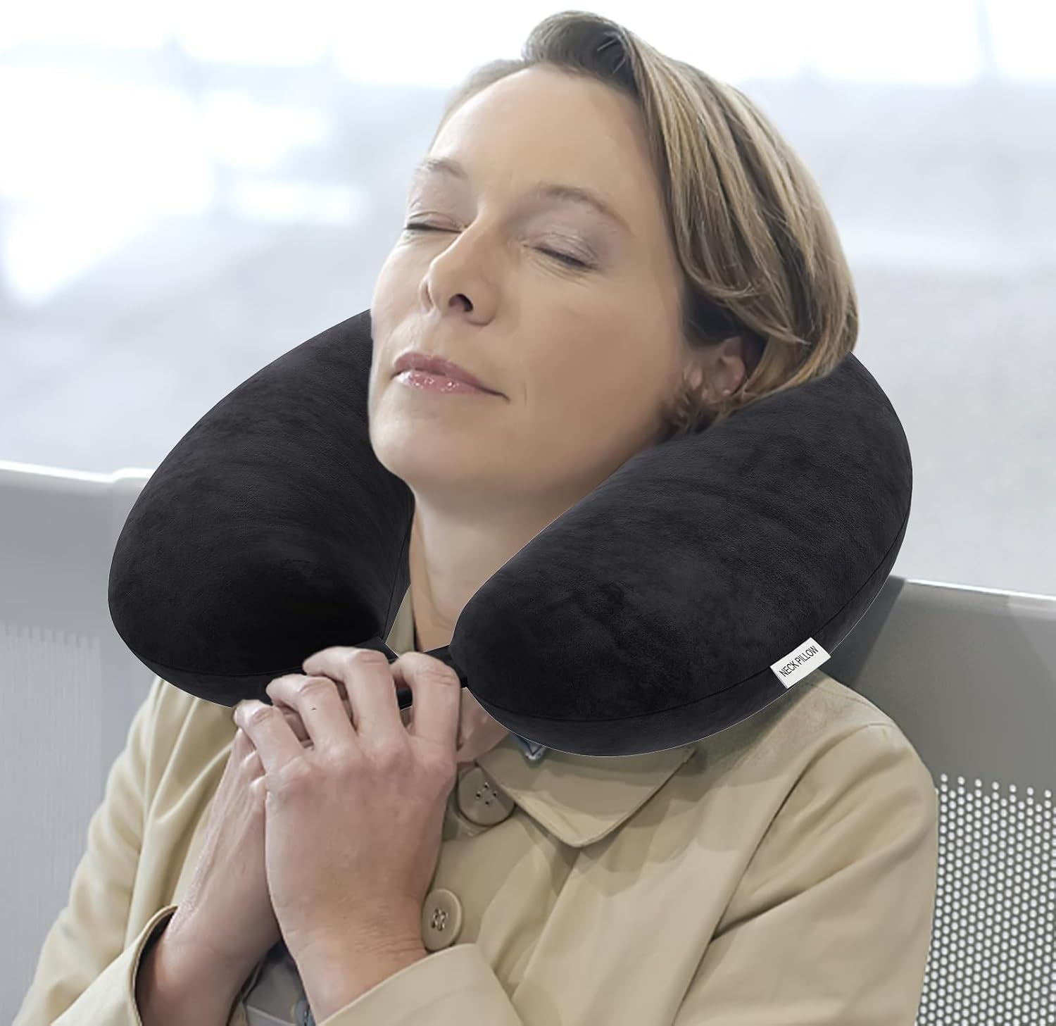 Travel Pillow Memory Foam Neck Pillow Lightweight Quick Pack for Airplane Train Car Travel Camping Neck Support Pillow (Black)