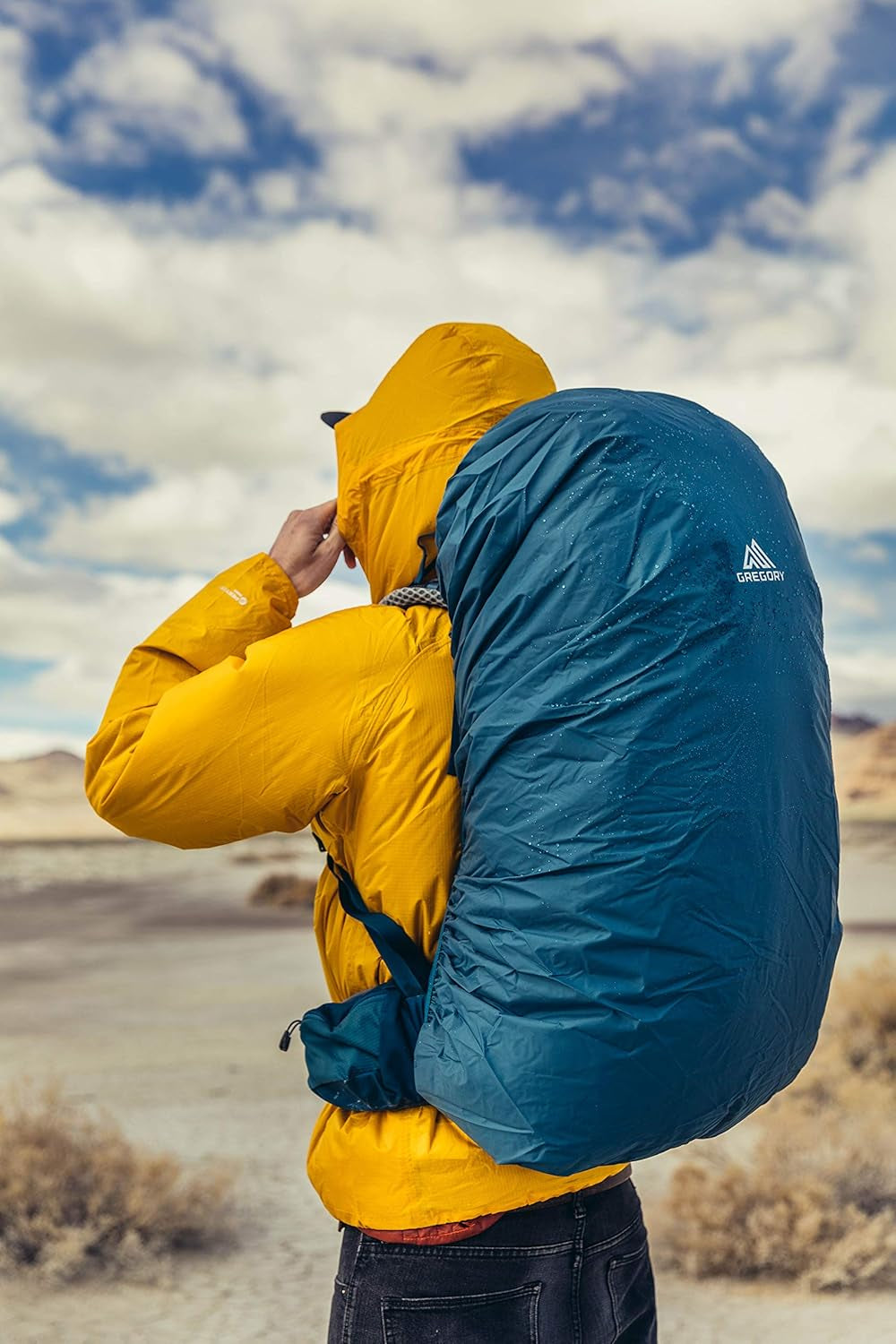 Paragon 58L Unisex Lightweight Backpacking Pack, Breathable Backpanel, Raincover Included, Water Bladder Sleeve (Reservoir Not Included), Small/Medium, Burnt Olive