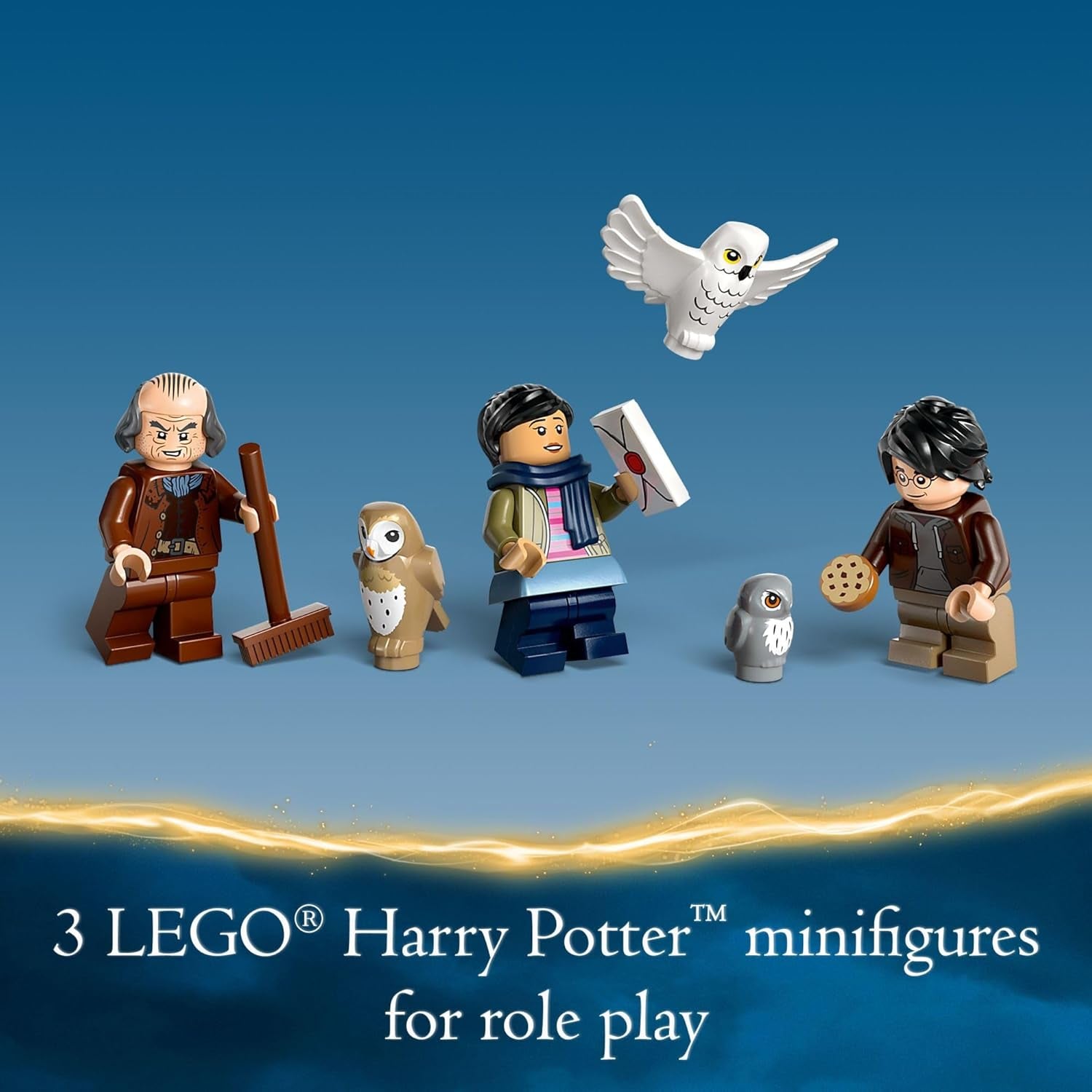 Harry Potter Hogwarts Castle Owlery Toy, Wizarding World Fantasy Toy for Girls and Boys, Harry Potter Castle Playset with 3 Characters, Birthday Gift Idea for Kids Ages 8 and Up, 76430