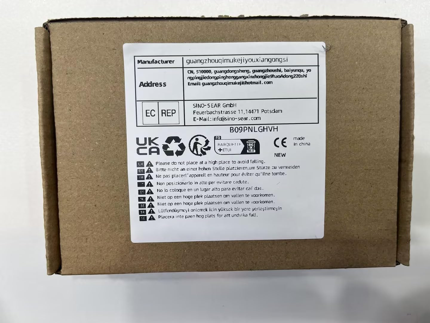 Car Windscreen Cleaner Tool, Glass Screen Cleaner Kit, Window inside Cleaning Brush with 4 Reusable and Washable Microfiber Pads, with Extendable Handle, Gray