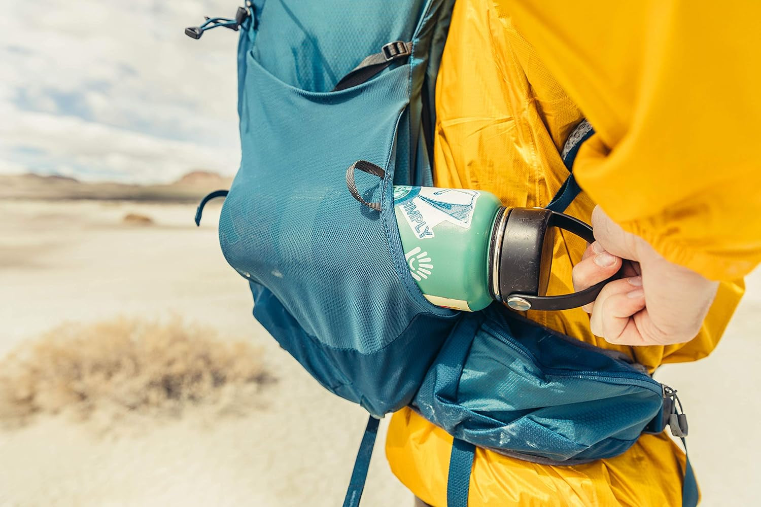 Paragon 58L Unisex Lightweight Backpacking Pack, Breathable Backpanel, Raincover Included, Water Bladder Sleeve (Reservoir Not Included), Small/Medium, Burnt Olive