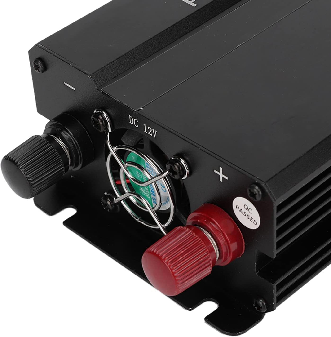 Vehicle Power Inverters, 4000W DC 12/24V to AC 220V LCD Display Car Modified Sine Wave Power Inverter Converter