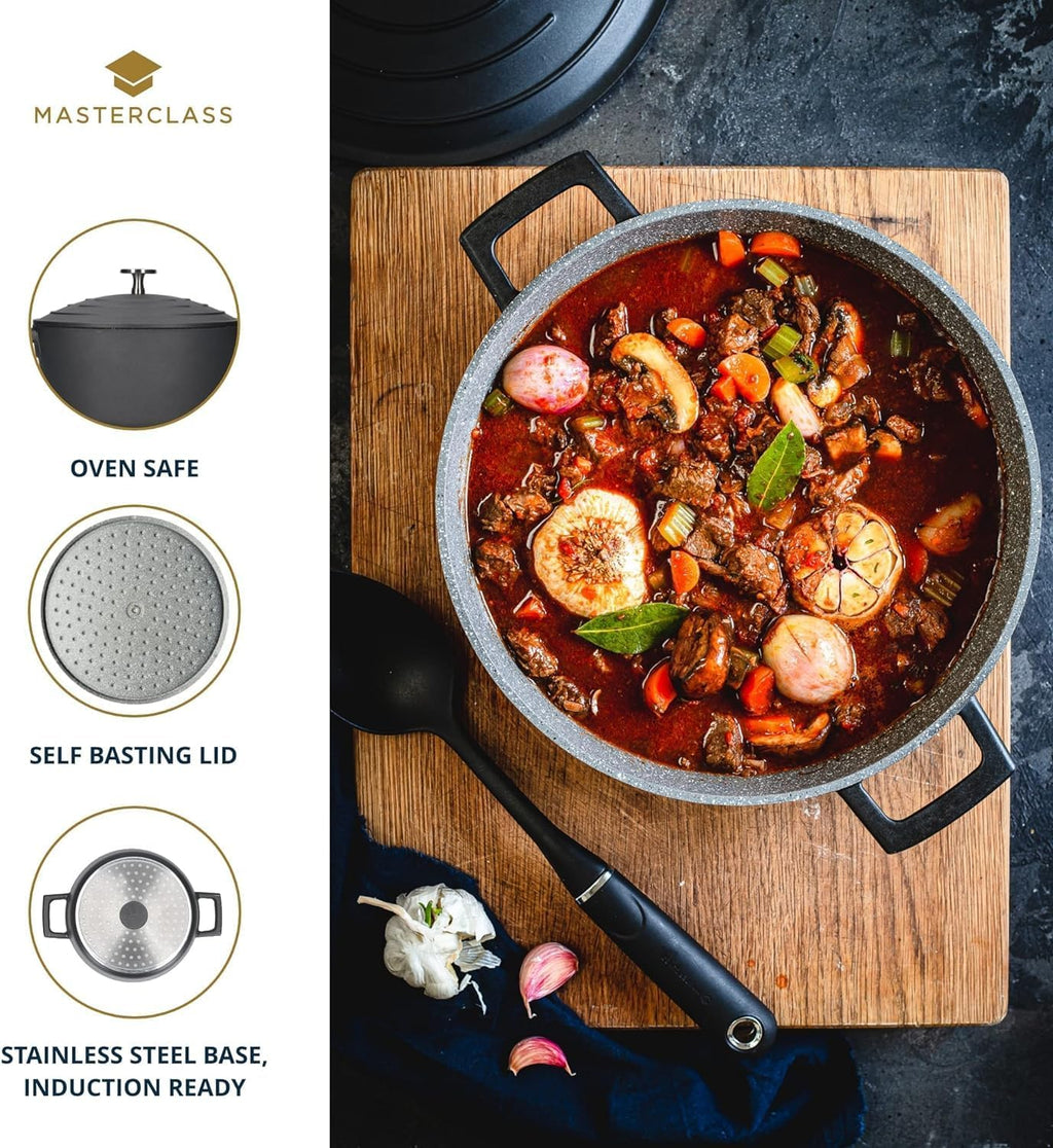 Casserole Dish with Lid, Medium 4L/24 Cm, Lightweight Cast Aluminium, Induction Hob and Oven Safe, Black