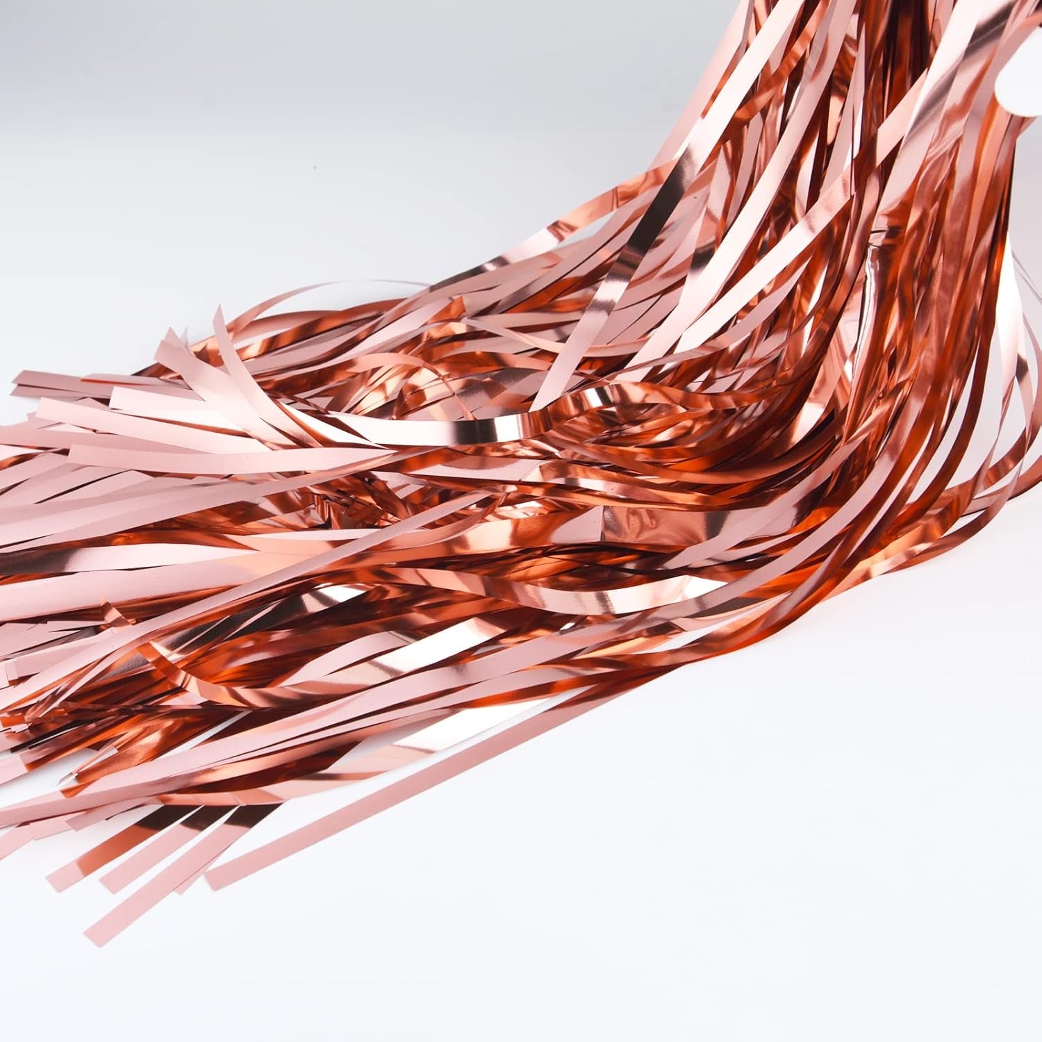 2Pcs 1M X 2.5M Rose Gold Tinsel Foil Fringe Curtains Streamers Backdrop for Birthday Graduation Engagement Bridal Shower Bachelorette Baby Shower Holiday Party Decorations