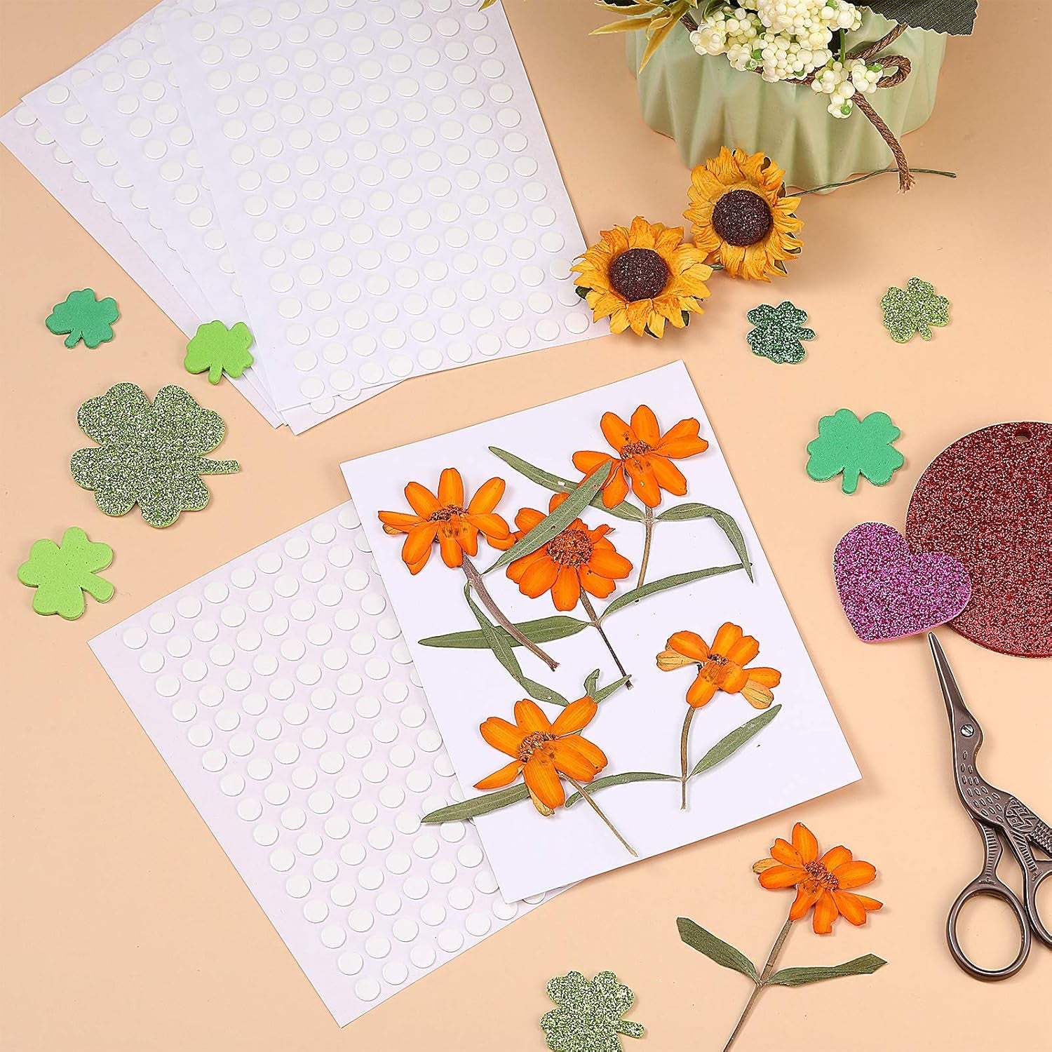 Double Sided Adhesive Dots Clear Glue Point Tape Stickers Balloon Glue round No Traces Strong Adhesive Sticker Waterproof Dot Sticker for Craft DIY Art Office Supply(1000 Pieces,0.24 Inch/ 6 Mm)