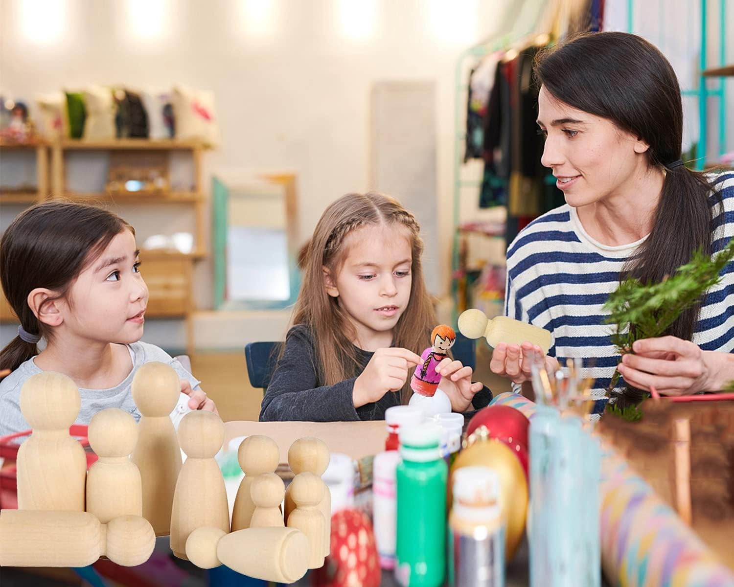 Wooden Peg Dolls with a Storage Case, 50Pcs Unfinished Wooden People for DIY and Painting, Nature and Plain Wooden Figures for Craft Art Projects and Decoration, Graffiti Toy for Kids.